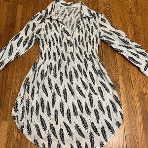 Kismet, SMALL, black and white, feathers